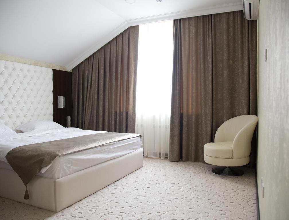 Premier Hotel Bisjkek Rom bilde